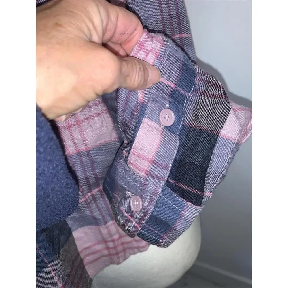 American Eagle Outfitters Cropped Flannel Shirt Sz Small Pink Blues - Picture 3 of 12